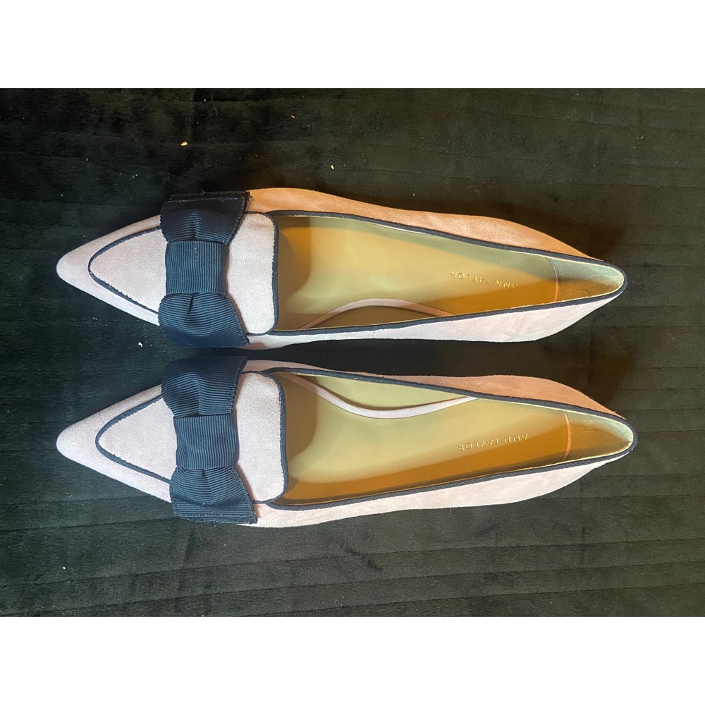 Ann Taylor Lavender Suede Pointed Toe Bow Flats Navy Trim 7M Professional Preppy